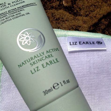 Liz Earle Cleanse Polish Hot Cloth Cleanser Pretty And Polished