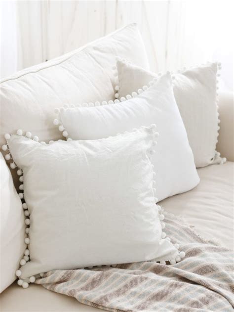 DIY Pom Pom Pillow: A Beginner's Guide Story - Tidbits