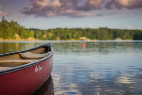 Different Types of Canoe: Which Is Right for You? | Kayk Adventures