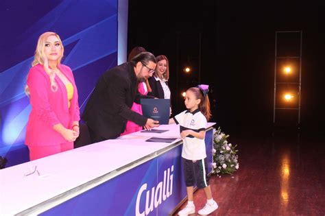 Gala Acad Mica Centros Educativos Cualli