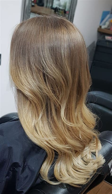 Beautiful Seamless Balayage Technique With Teasylights And Foilayage