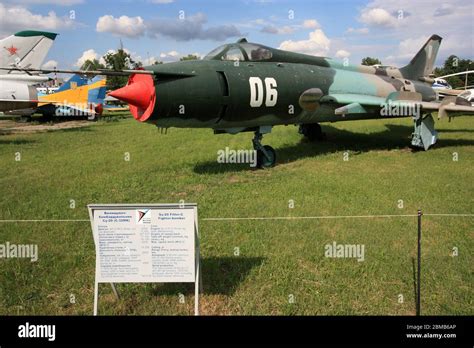 Sukhoi su 20 -Fotos und -Bildmaterial in hoher Auflösung – Alamy