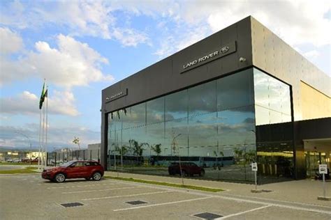 Land Rover inaugura sua primeira fábrica no Brasil Folha do ABC