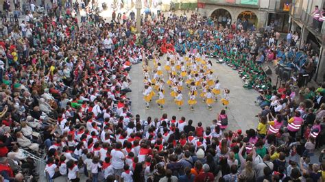 Tàrrega Convoca El Concurs Per Dissenyar El Cartell De La Festa Major