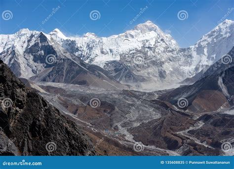 Makalu Mountain Peak, Fifth Highest Mountain Peak in the World ...