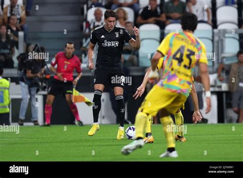 Turin Italie 31 08 2022 Dusan Vlahovic De Juventus Fc Contrôle Le