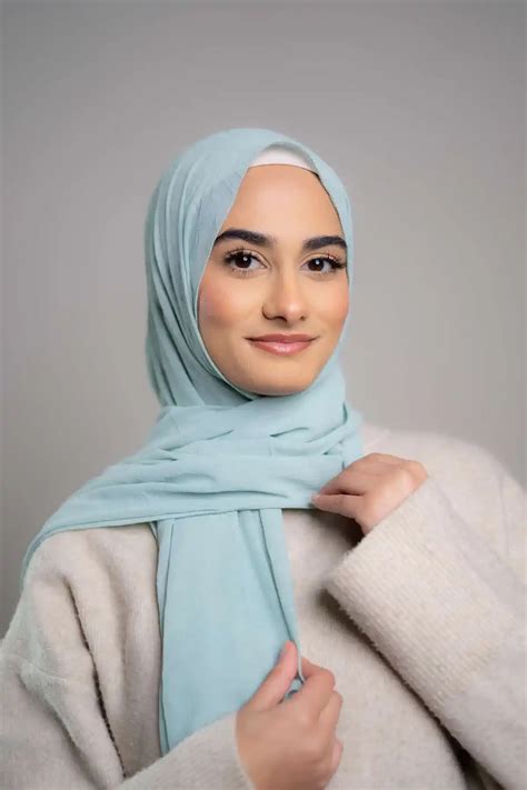 Frozen Chiffon | Mint - Rabaya | Modest Wear | Premium Hijabs UK