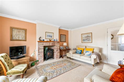 3 Bedroom Detached House For Sale In Keepers Cottage School Crescent