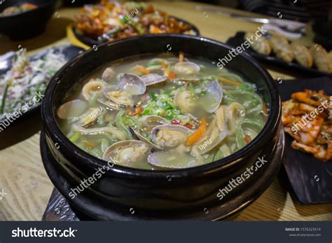 Korean Noodle Soup Clams Bajirak Kalguksu Stock Photo