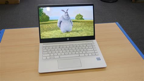 HP Pavilion 14-bf003ng silber (1ZL45EA#ABD) Test | CHIP