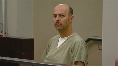 Esteban Loaiza Espera Su Sentencia Por Narcotráfico Trabajando Medio