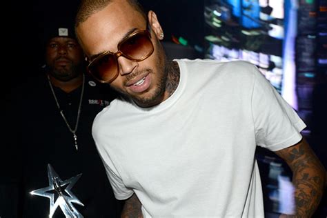 Chris Brown Wins Best Male Randb Artist At The 2012 Bet Awards