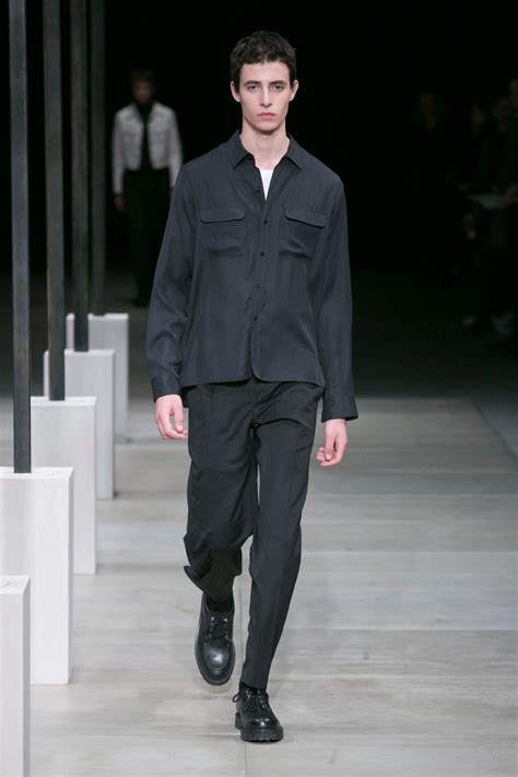 Sandro Fall 2016 Menswear Collection | Vogue