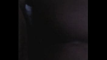 elle est seule à la maison XVIDEOS