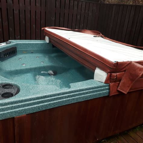 25 Cheap Diy Hot Tub Enclosure Ideas