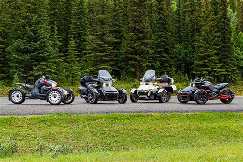 Can Am Spyder F And Rt Review First Look Motos For The Win