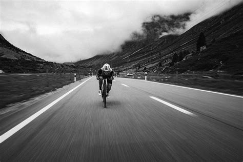 RIVALE :: Behance