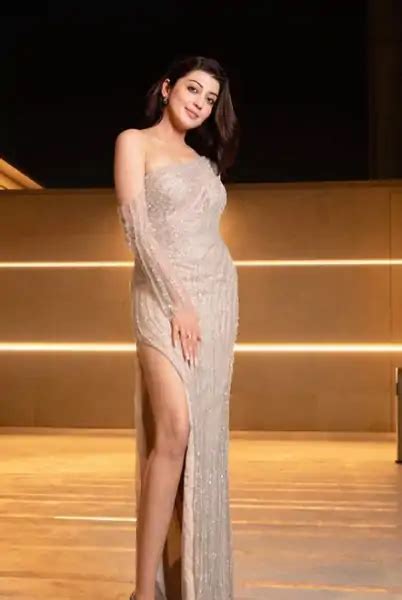 Pranitha Subhash Latest Hot Pics And Photo