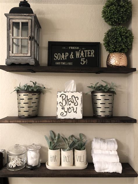 Tips For Choosing The Perfect Bathroom Shelf Decor