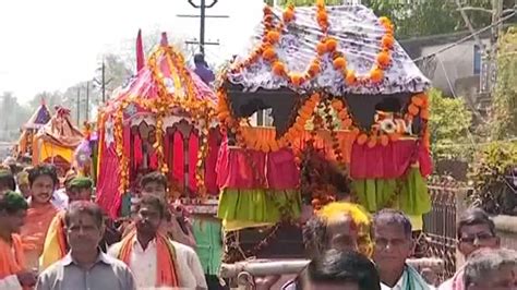 Holi 2022 Dola Purnima Celebrated Across Odisha With Gaiety Know The