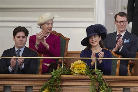 Photo La Reine Mary Le Prince Christian Le Prince Joachim La