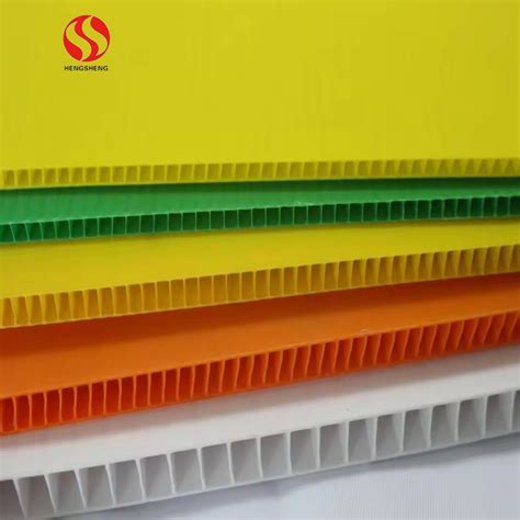 Pp Corrugated Board Polypropylene Hollow Sheet White Plastic Correx