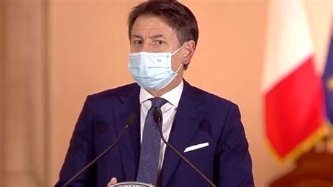 Il Nuovo Dpcm Del 18 Ottobre Conte Situazione Critica