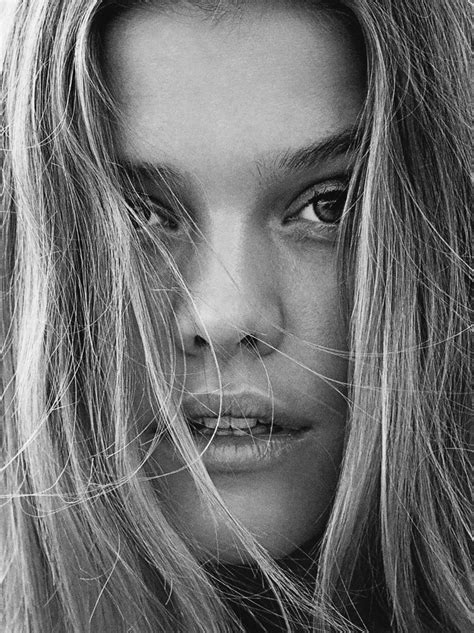 Nina Agdal Hot Celebs Home