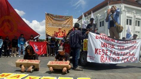 Peringatan May Day Di Yogyakarta Buruh Kembali Suarakan Upah