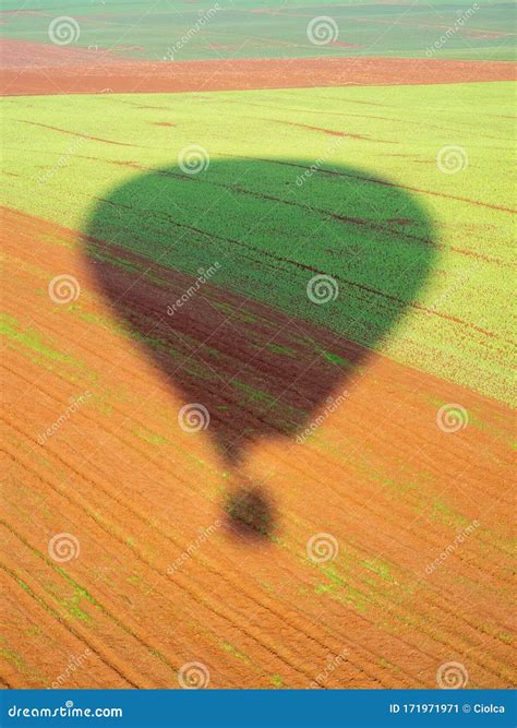 The Hot Air Balloon Shadow Stock Image Image Of Inflate 171971971