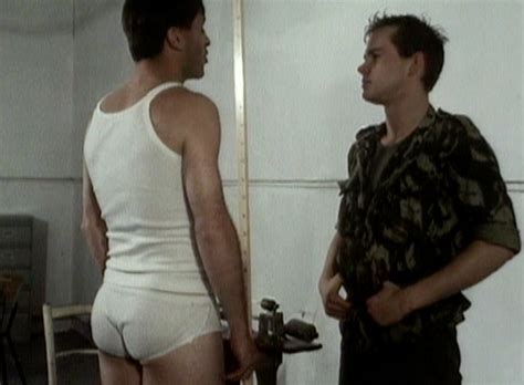 Armée de baise video porno gay Cadinot