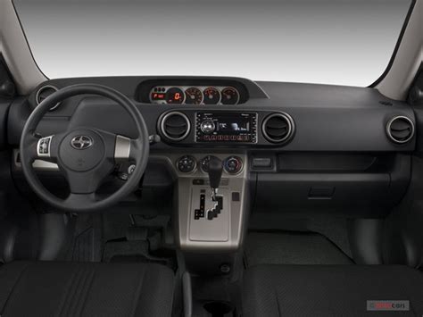 2006 Scion Xb Interior