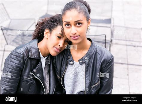 Belle Adolescente Arabe Banque De Photographies Et Dimages à Haute