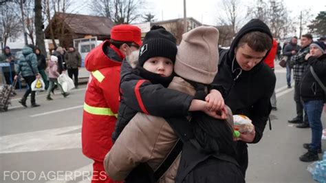 Un bărbat care a încercat să plece din Ucraina alături de familie a