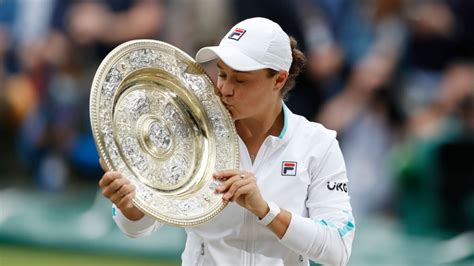 Wimbledon 2021 Ashleigh Barty Beats Karolina Pliskova For Her Second