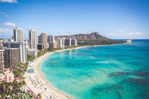 17 Best Honolulu Beaches (+ Worthwhile Beaches Nearby!)