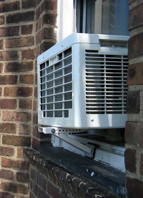 8 Benefits of Using a Window Air Conditioner