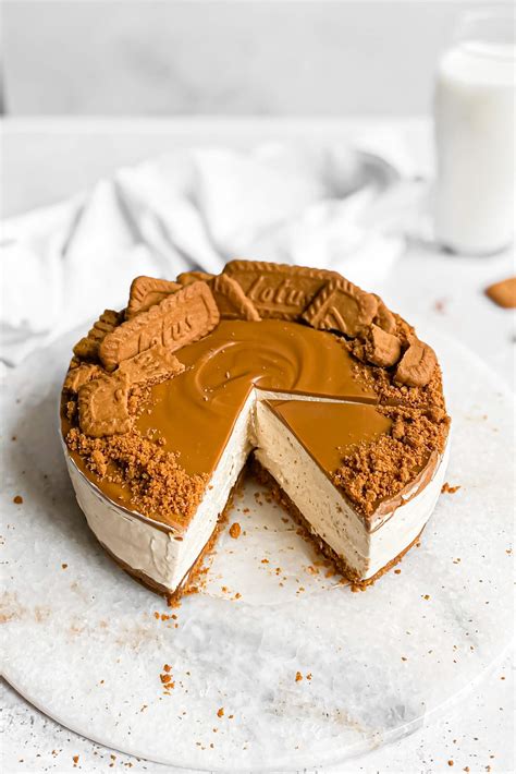 No Bake Lotus Biscoff Cheesecake