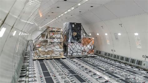 Mammoth Freighters Adds UK Facility For 777 Cargo Conversions