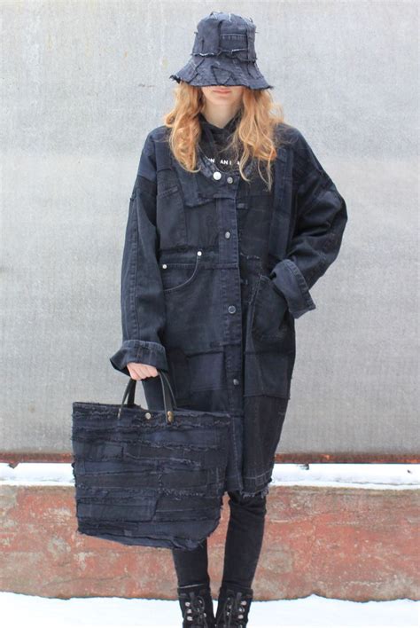 Total Black Street Style Look Ripped Denim Fashion Boro Style Coat