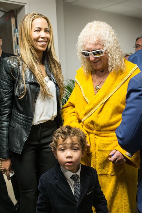 Photo Michel Polnareff Et Sa Compagne Danyellah Avec Leur Fils Louka