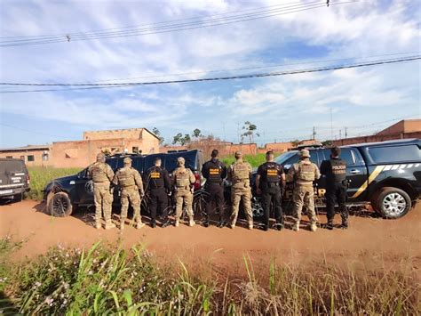 Polícia Federal realiza operação contra facção comando vermelho em