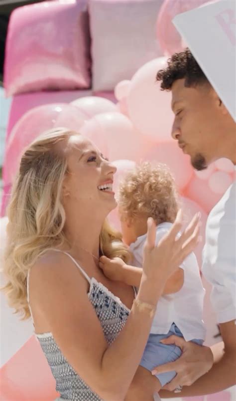 Patrick And Brittany Mahomes Reveal Sex Of Baby No 3 With Fun Tic Tac Toe Game