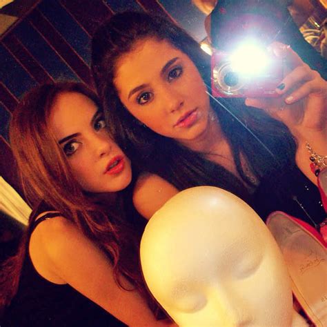 Ariana Grande And Elizabeth Gillies Sweetest Friendship Moments Over The Years