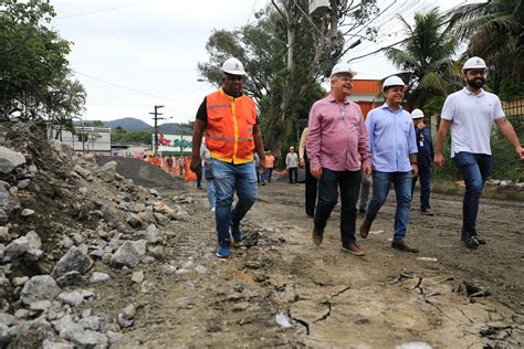 Obras de macrodrenagem no Engenho do Mato avançam Prefeitura