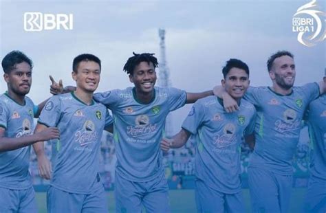 Hasil Liga 1 Marselino Ferdinan On Fire Persebaya Gilas Persita 5 0