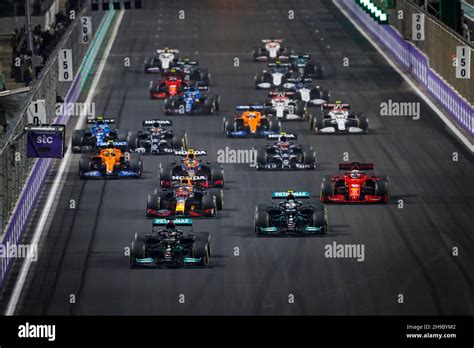 Dschidda Saudi Arabien 5th Dez 2021 Start 44 Lewis Hamilton GBR