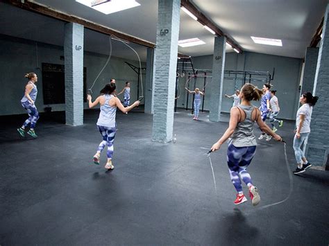 Woop Woop und wie Brüste im Sport weniger wackeln Kathrynsky s