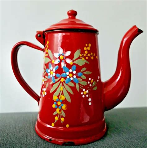 ANCIENNE CAFETIÈRE EN TÔLE ÉMAILLÉ ROUGE 18 X 19 cm EUR 40 00 PicClick FR