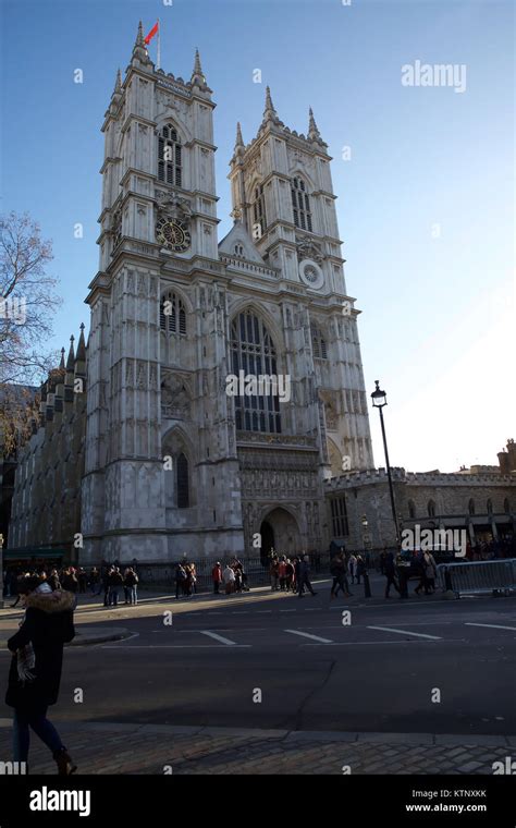 Westminster Abbey Christmas Tree Hi Res Stock Photography And Images